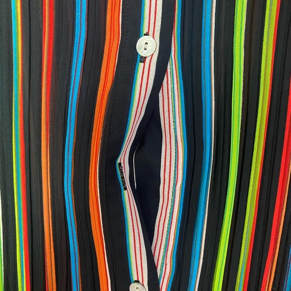 Violet & Claire 90’s Style Rainbow Button Up Blouse - Picture 6 of 6